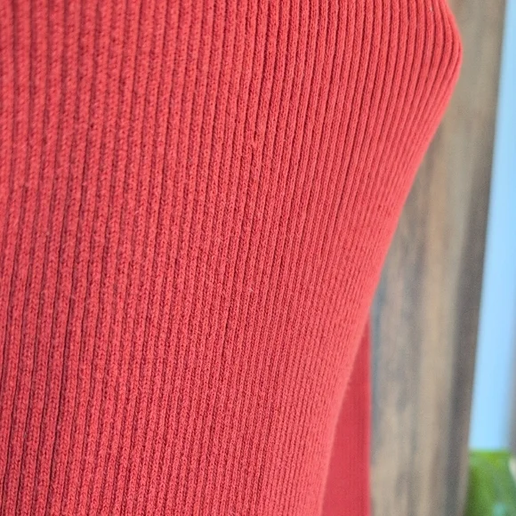 Reference Point Ribbed Orange/Coral Turtleneck Fitted Sweater M            M671 - Picture 5 of 9